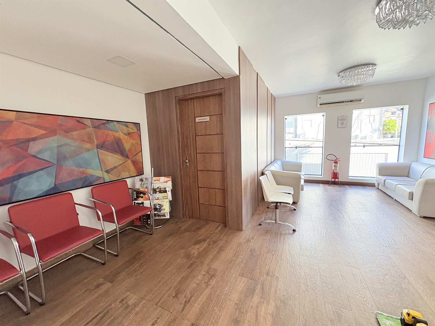 Recepção e sala de espera do consultório
